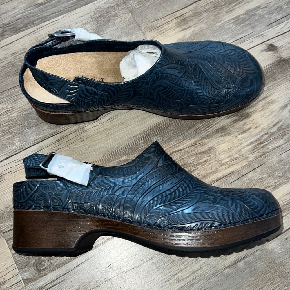 Bella Vita Blue Textured Mules with Chunky Heel